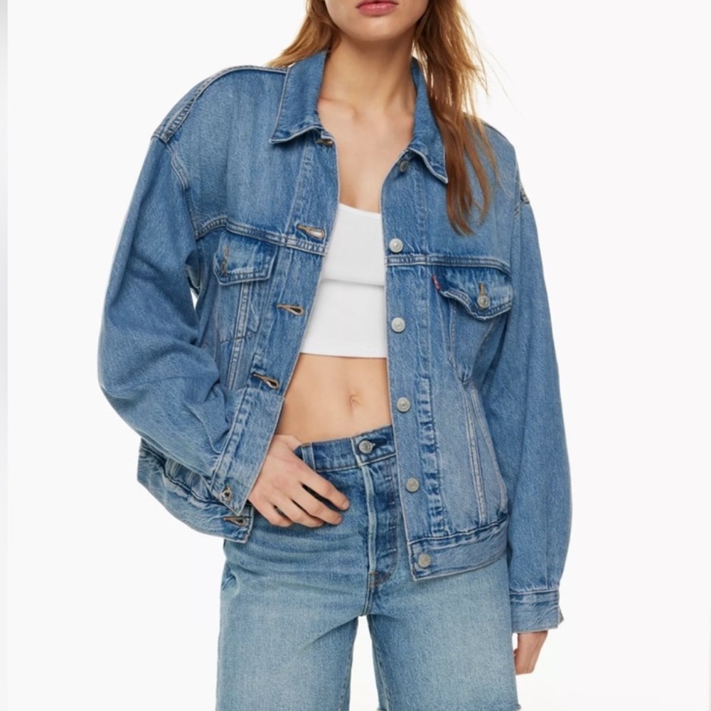 Signature Levi's Strauss Women's Denim Jacket - Picture 5 of 5